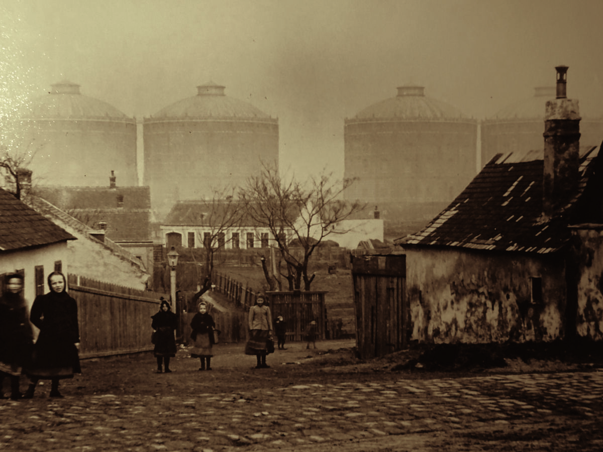 Gasometer, Blick von Oberleitengasse, Foto: Bezirksmuseum Simmering