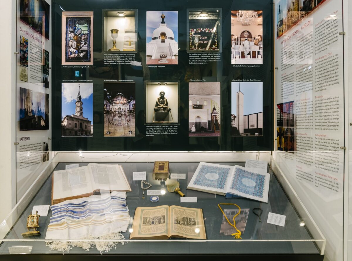 Ausstellungsbereich Religionen im Bezirk Leopoldstadt, Foto: Klaus Pichler