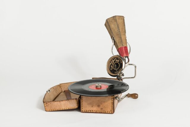 Taschengrammophon der Firma Gipsy, um 1920, Wiener Phonomuseum, Foto: Klaus Pichler