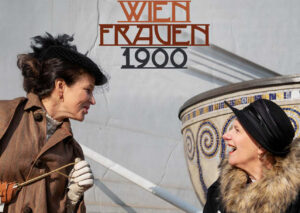 Theaterabend mit den Theaterweibern