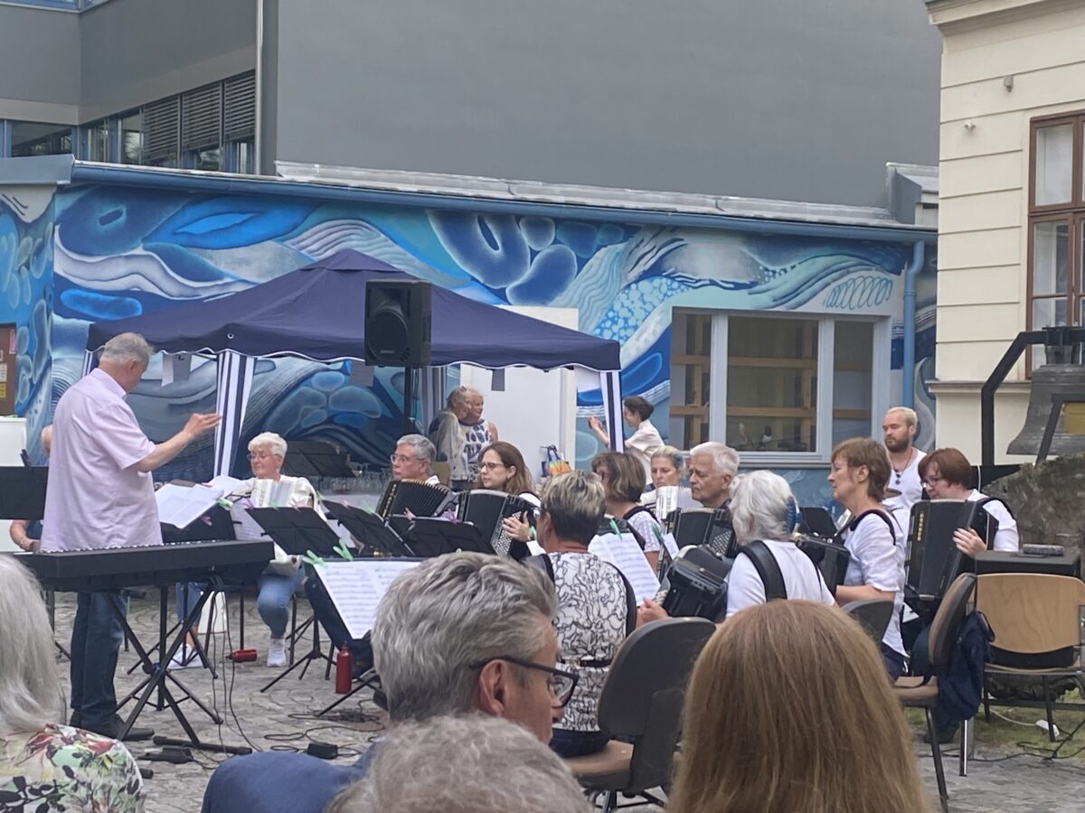 Veranstaltung: Sommerkonzert Akkordeonorchester FORTE, Bezirksmuseum Brigittenau, 2026