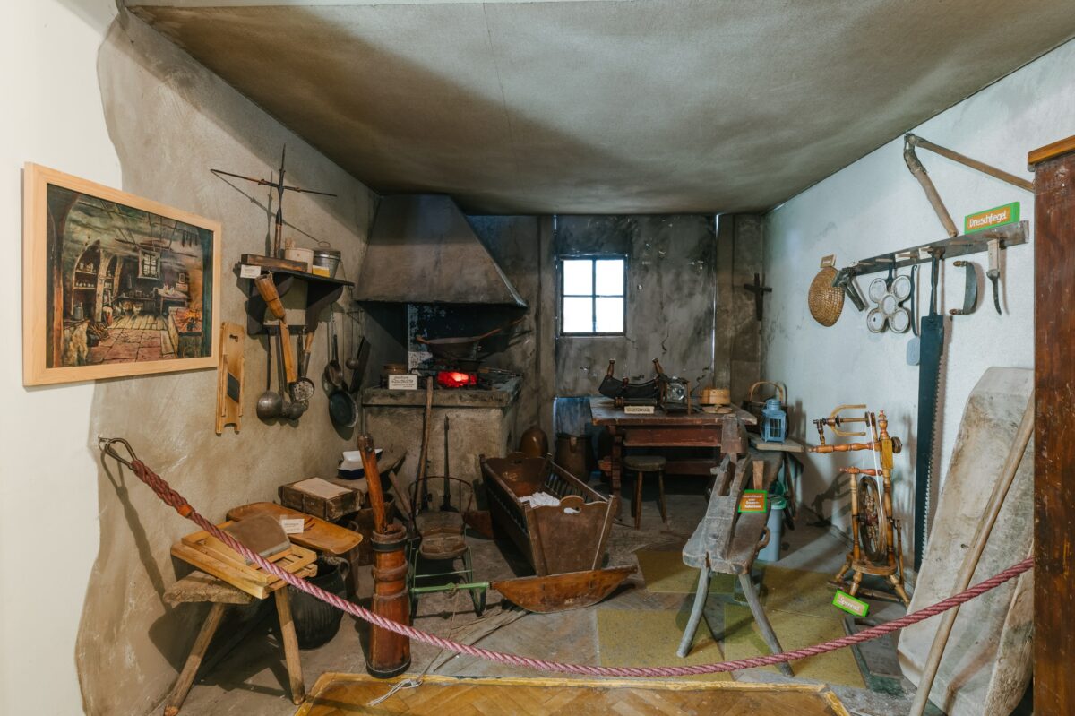 Veranstaltung: Die Rauchkuchl. Kinderführung, Wiener Lenz 2026, Bezirksmuseum Floridsdorf, Foto: Klaus Pichler