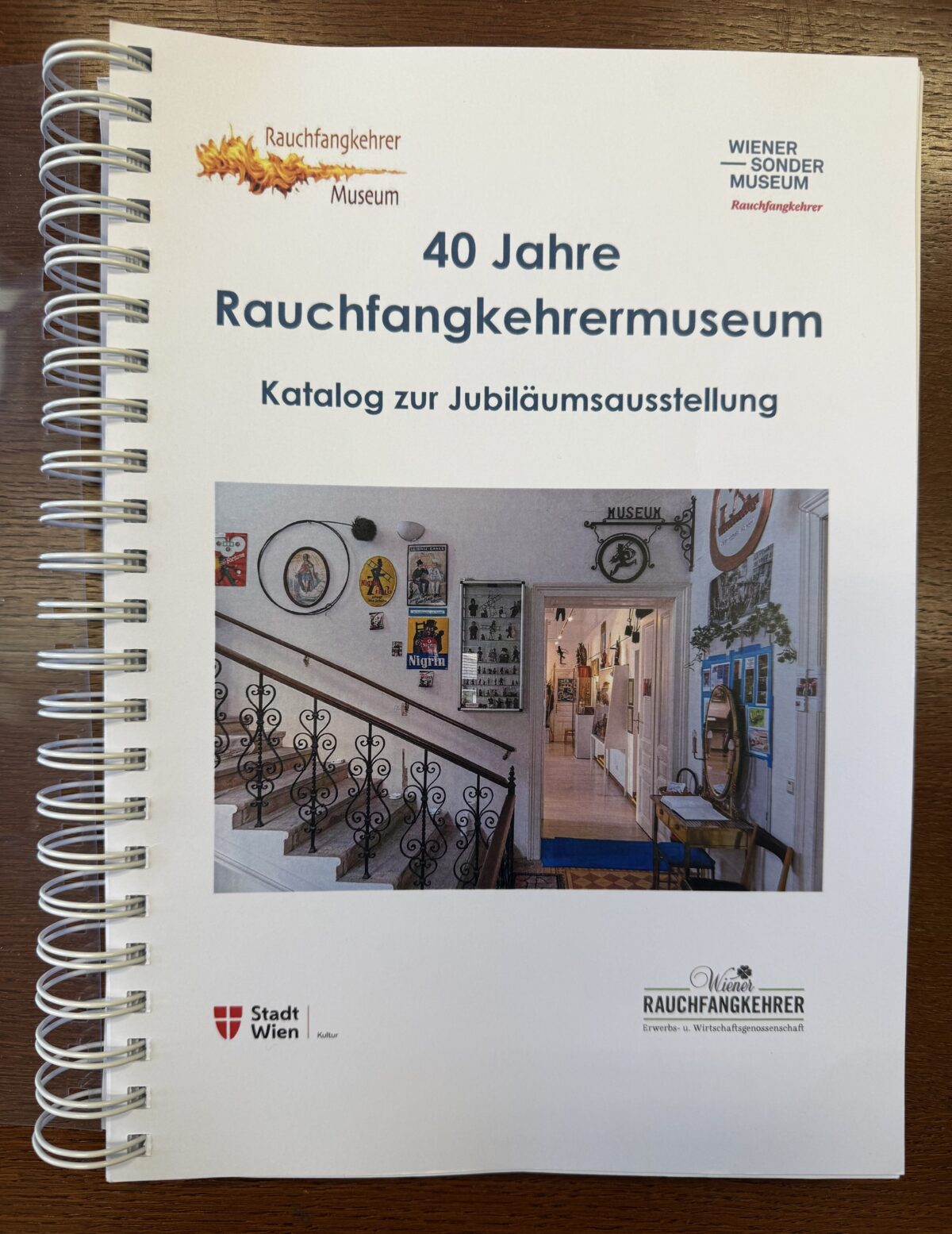 Publikation: Buchkatalog über 40 Jahre Geschichte des Rauchfangkehrermuseums, Rauchfangkehrermuseum, 2026